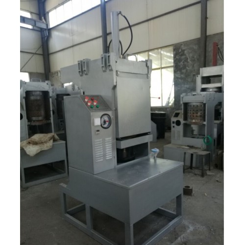 1-Hidrolik yağ pres makinesi QYZ-500 Ana güç: 4 kw - Isı gücü: 4kw - İtme gücü: 300t
